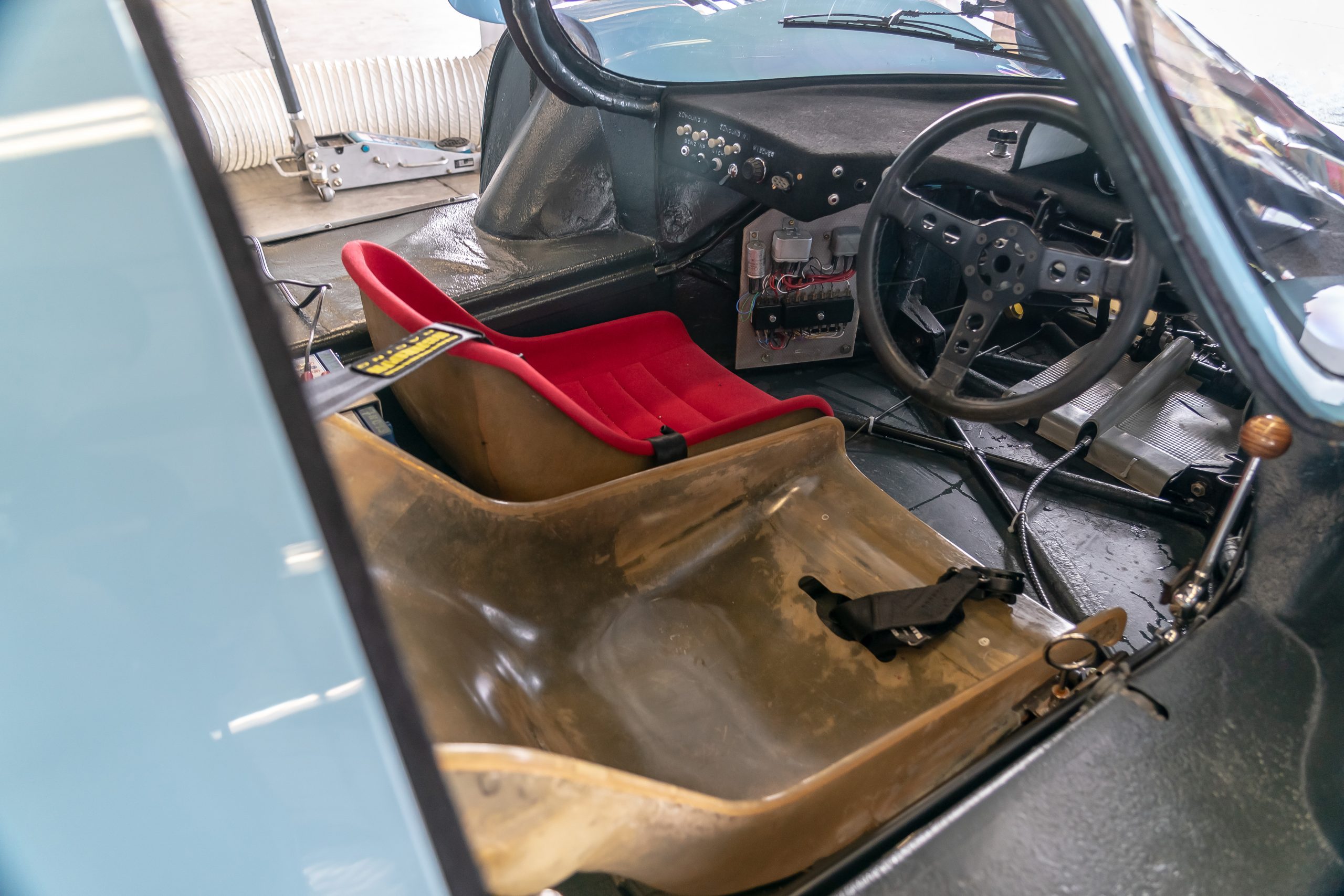 Porsche 917 interior